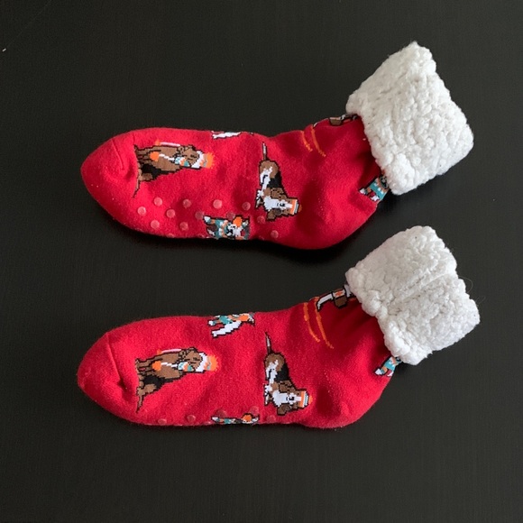 Red Dog Print Socks with Fleece Cuff - Picture 2 of 3